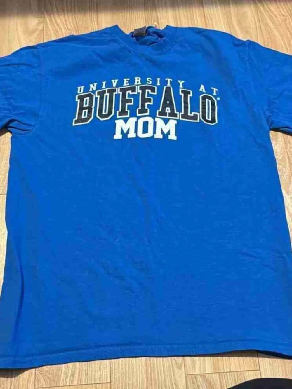 UB Buffalo Mom Blue Short Sleeve T-Shirt University Alumni Parent
